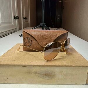 Vintage Ray Ban Aviator Gold Frame Brown Lens Sunglasses